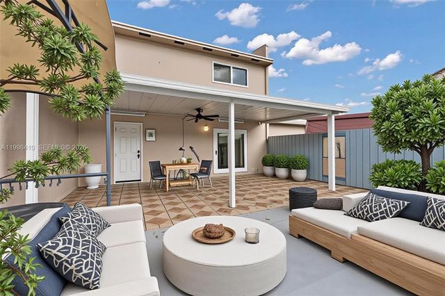 19530 NW 55th Circle Place, Miami Gardens, FL 33055