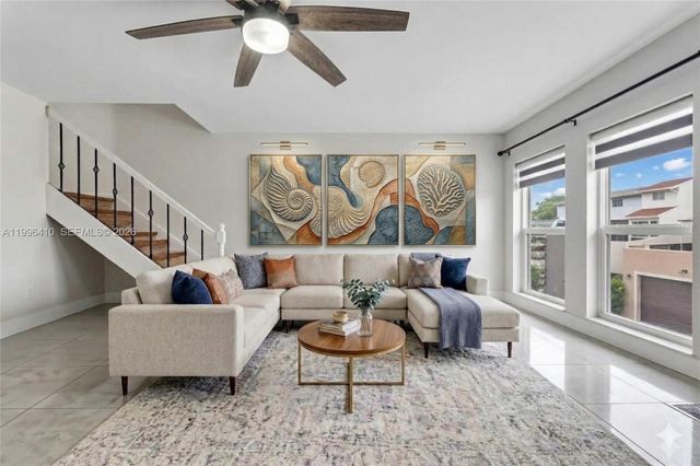 19530 NW 55th Circle Place, Miami Gardens, FL 33055