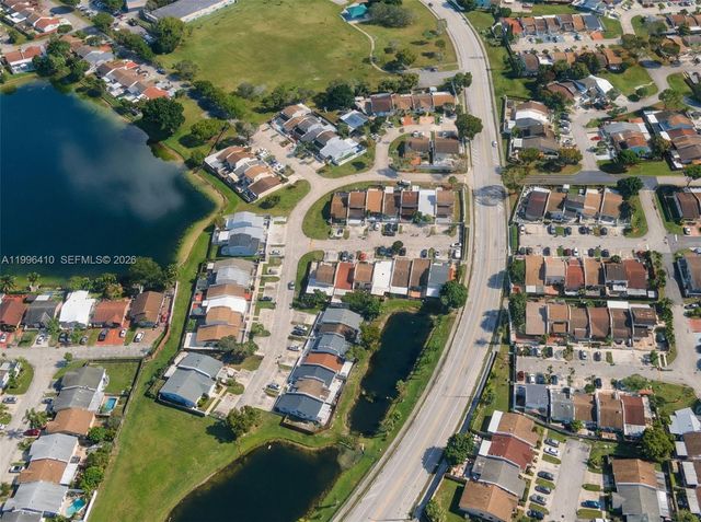 19530 NW 55th Circle Place, Miami Gardens, FL 33055