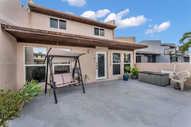 19530 NW 55th Circle Place, Miami Gardens, FL 33055