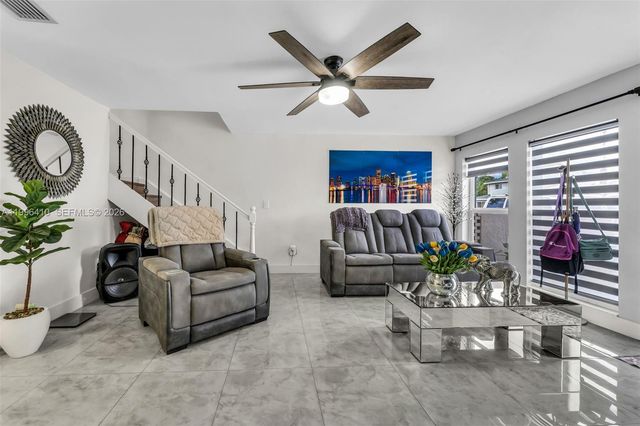 19530 NW 55th Circle Place, Miami Gardens, FL 33055