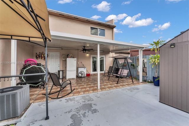 19530 NW 55th Circle Place, Miami Gardens, FL 33055