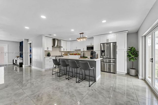 19530 NW 55th Circle Place, Miami Gardens, FL 33055