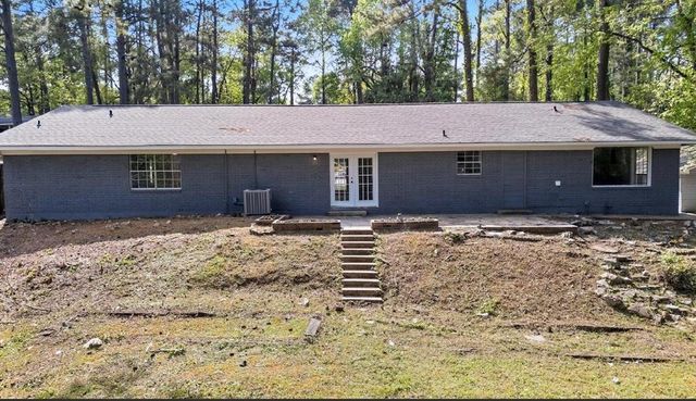 108 IRIS Circle, Pineville, LA 71360