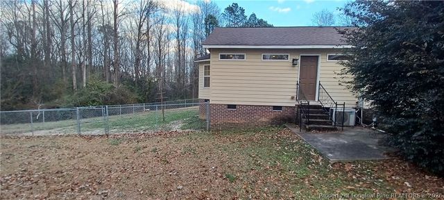 211 Sheffield Court, Raeford, NC 28376