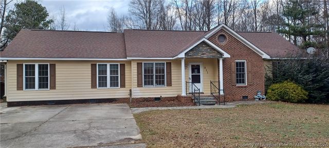 211 Sheffield Court, Raeford, NC 28376