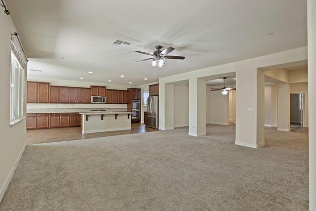 2364 Inyo Pl, Manteca, CA 95337