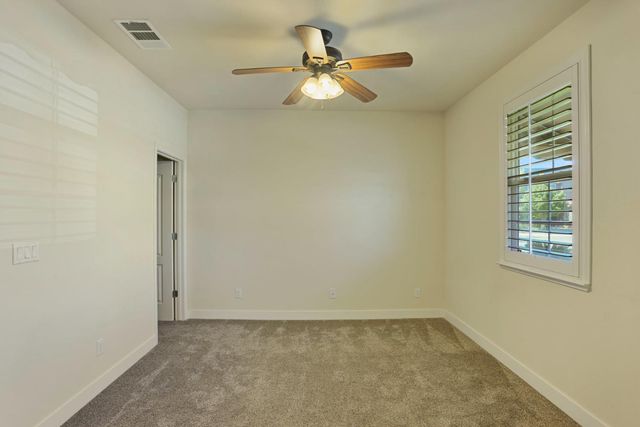 2364 Inyo Pl, Manteca, CA 95337