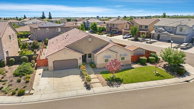 2364 Inyo Pl, Manteca, CA 95337
