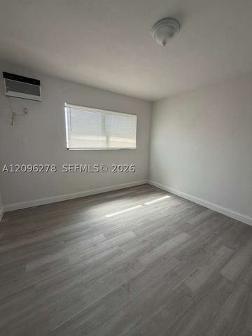 1642 SW 7th St 5, Miami, FL 33135