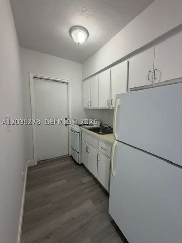 1642 SW 7th St 5, Miami, FL 33135
