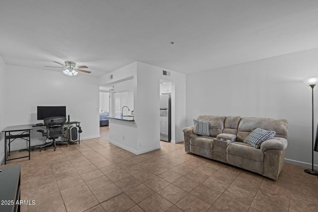 12123 W BELL Road 211, Surprise, AZ 85378