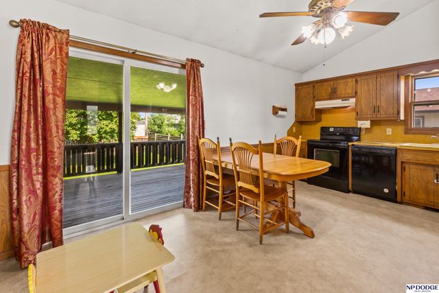 2506 N Wyoming Avenue, Fremont, NE 68025