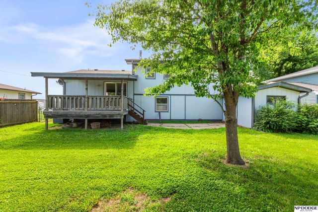 2506 N Wyoming Avenue, Fremont, NE 68025