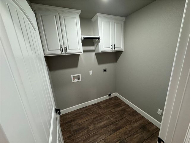 1904 Shelby Street, Pea Ridge, AR 72751