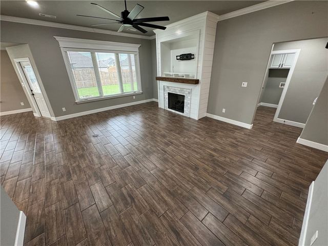 1904 Shelby Street, Pea Ridge, AR 72751