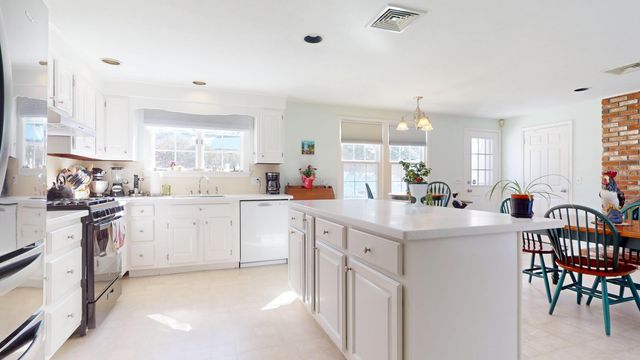 203 Great Western Road, South Yarmouth, MA 02664