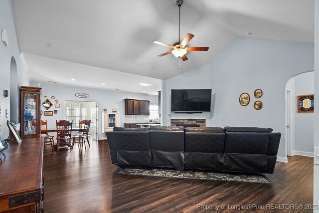 321 Woodington Road, Hope Mills, NC 28348