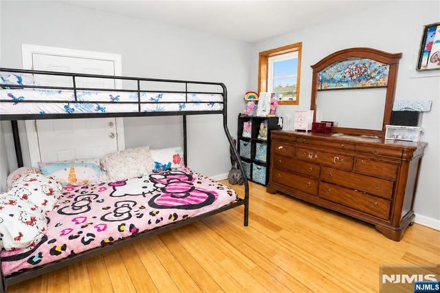 592 6th Street 1108, Newark, NJ 07107