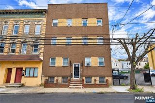 592 6th Street 1108, Newark, NJ 07107