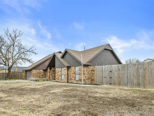1515 Ward Road, Ardmore, OK 73401