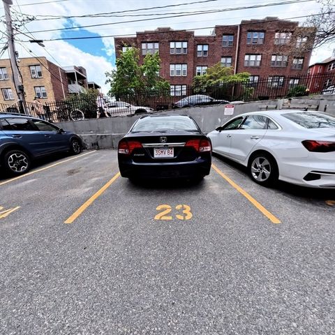 36 Bellvista 14, Boston, MA 02135