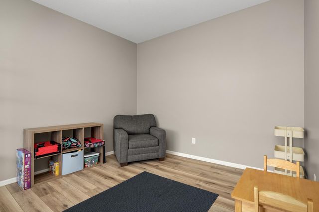 11409 84th Place N, Maple Grove, MN 55369