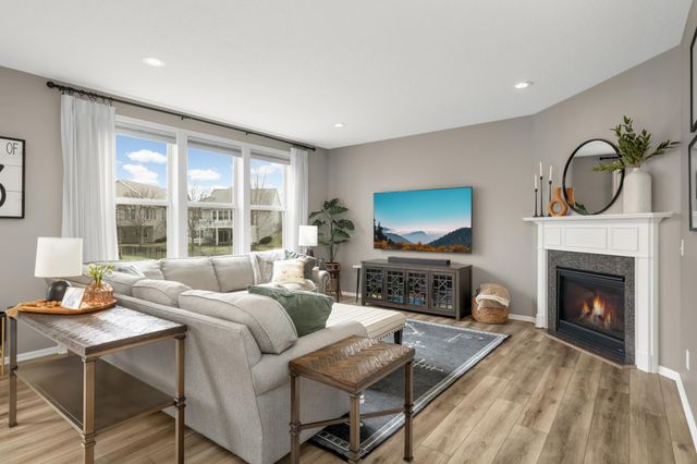 11409 84th Place N, Maple Grove, MN 55369