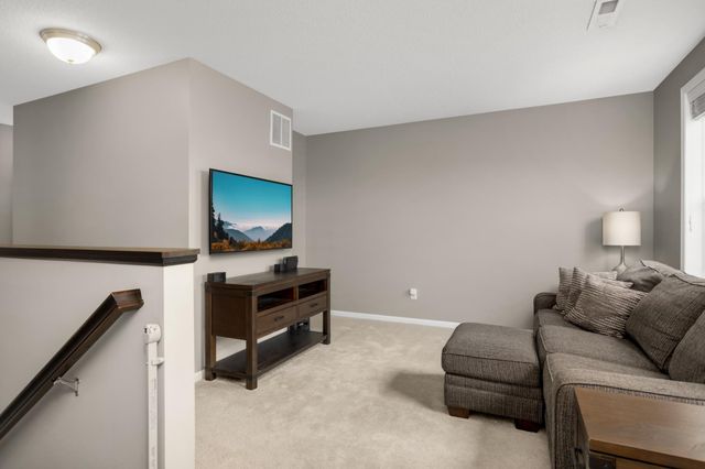 11409 84th Place N, Maple Grove, MN 55369