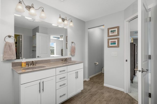 11409 84th Place N, Maple Grove, MN 55369