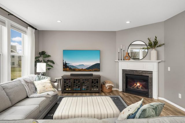 11409 84th Place N, Maple Grove, MN 55369