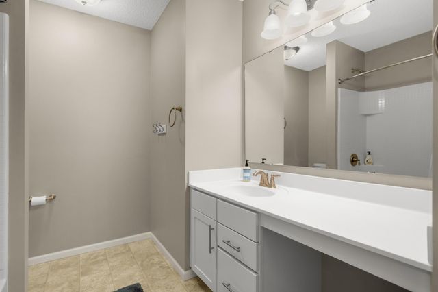 11409 84th Place N, Maple Grove, MN 55369