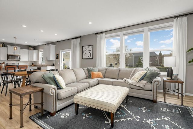 11409 84th Place N, Maple Grove, MN 55369