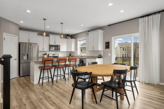 11409 84th Place N, Maple Grove, MN 55369