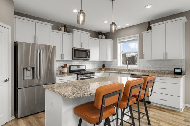 11409 84th Place N, Maple Grove, MN 55369