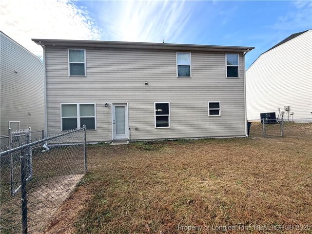 70 Hallow Oak Street, Spring Lake, NC 28390