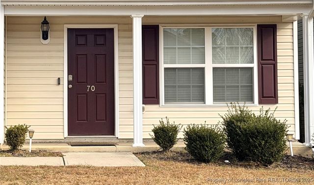 70 Hallow Oak Street, Spring Lake, NC 28390