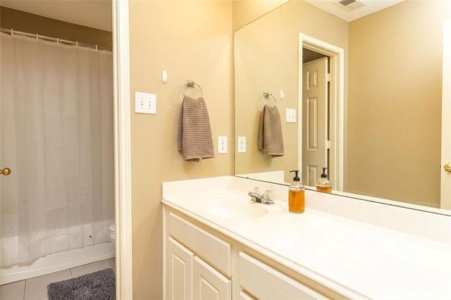 4815 Schiller Park Lane, Sugar Land, TX 77479