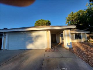 44025 Glenraven, Lancaster, CA 93535