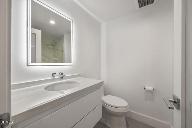 201 Calle Miramar 20, Redondo Beach, CA 90277