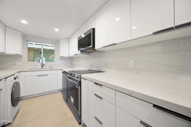 201 Calle Miramar 20, Redondo Beach, CA 90277