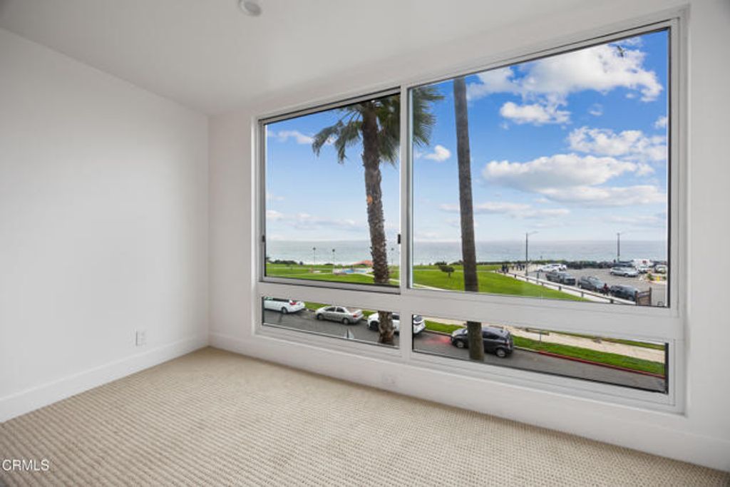 201 Calle Miramar 20, Redondo Beach, CA 90277