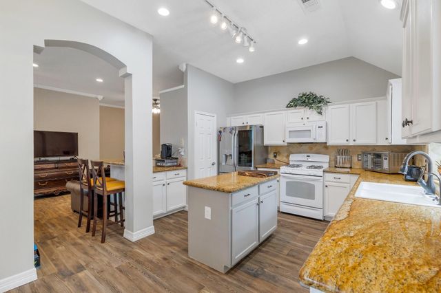 16115 Charter Rock Drive, Houston, TX 77070