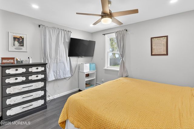 137 Maple Avenue, Keansburg, NJ 07734