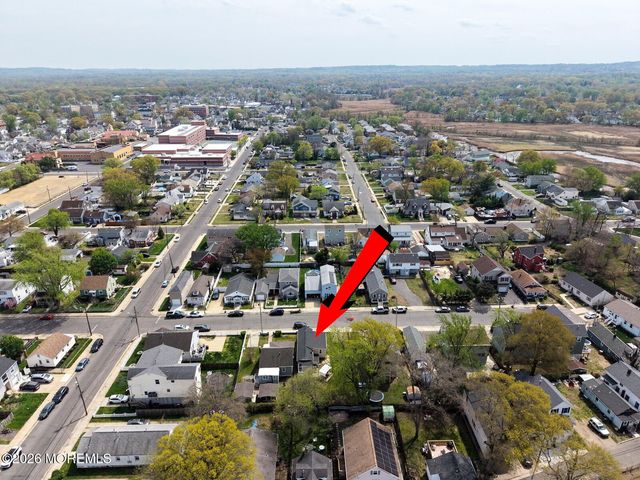 137 Maple Avenue, Keansburg, NJ 07734