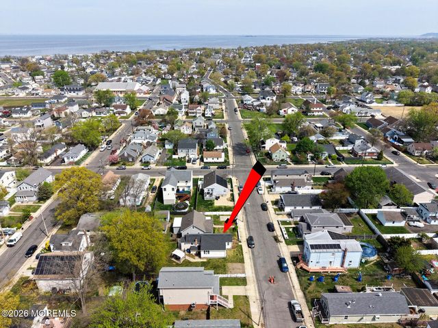 137 Maple Avenue, Keansburg, NJ 07734