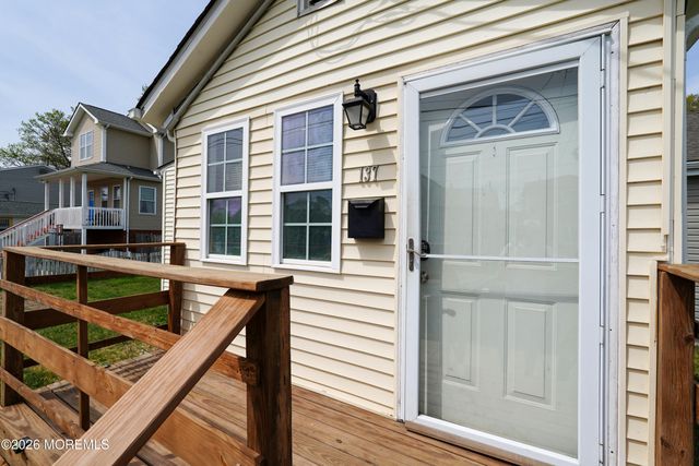 137 Maple Avenue, Keansburg, NJ 07734