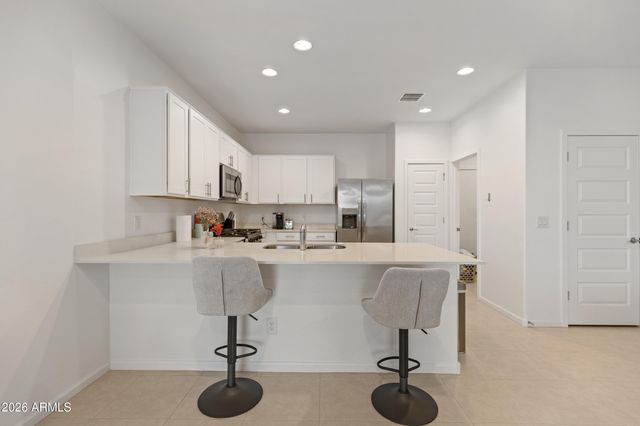 3065 E RIDING BOOT Way, San Tan Valley, AZ 85140