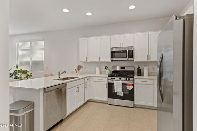 3065 E RIDING BOOT Way, San Tan Valley, AZ 85140