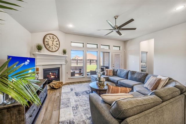 30018 Aralia Drive, Brookshire, TX 77423